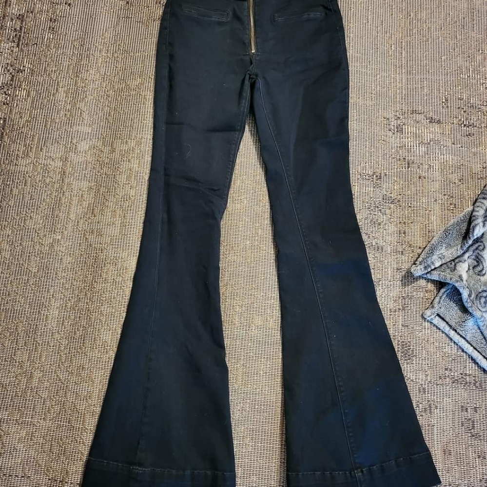Express Jens size 6 Bell flare